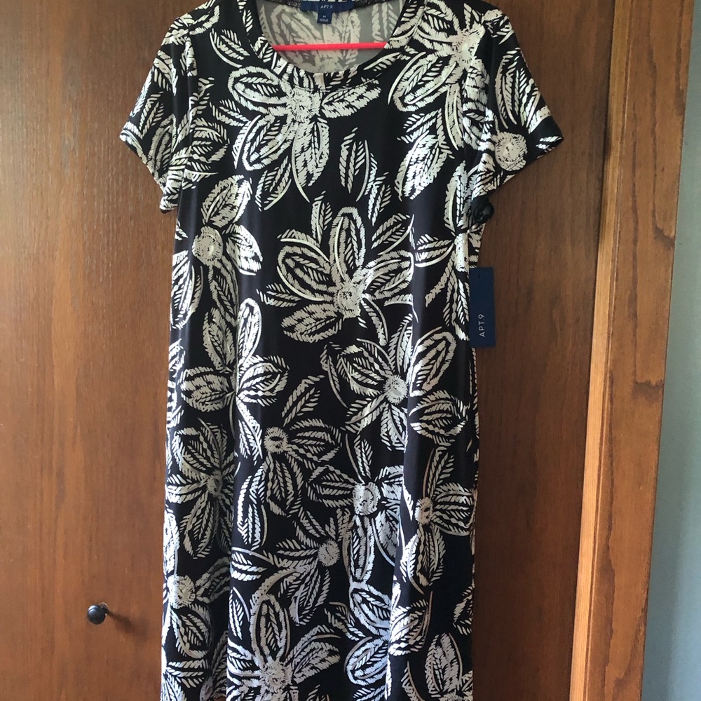 Apt. 9 Black and Cream Floral Midi Dress